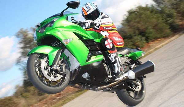 kawasaki-zzr1400-1.jpg, 71 KB