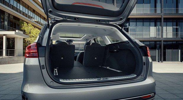 kia ceed sw 77.jpg, 79 KB