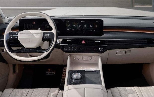 kia k8 4555555.jpg, 57 KB