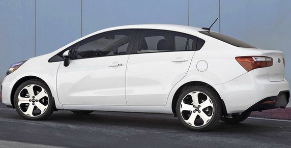 kia rio sedan 5667.jpg, 38 KB