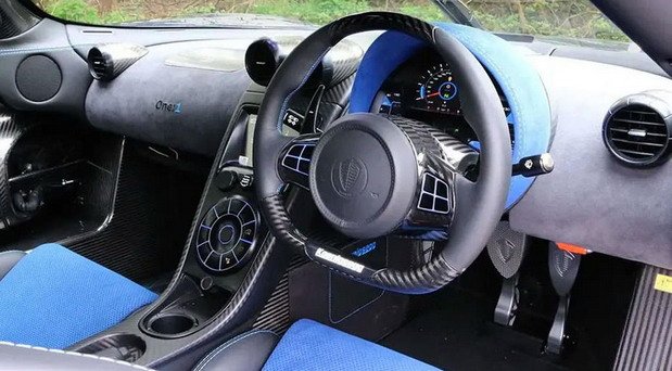 koenigsegg 222.jpg, 73 KB