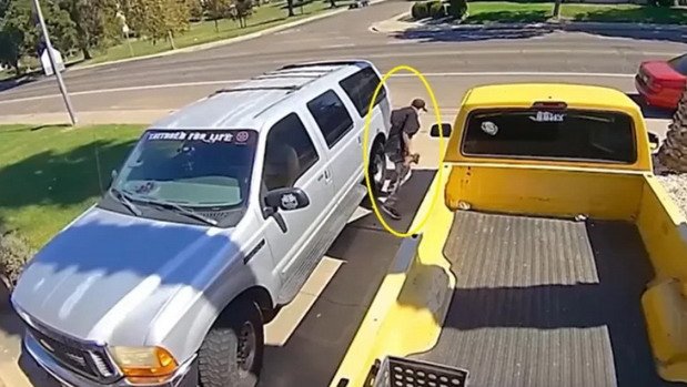 kradljivci.jpg, 70 KB