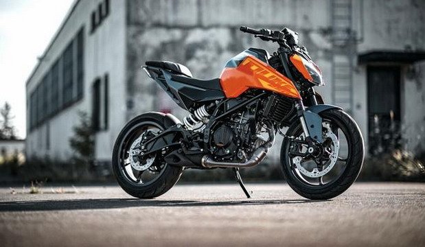 ktm-duke 1-125-eicma.jpg, 65 KB