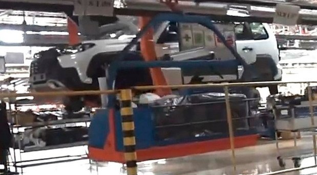 lada niva travel.jpg, 59 KB