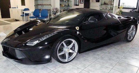 laferrari dubai.jpg, 66 KB
