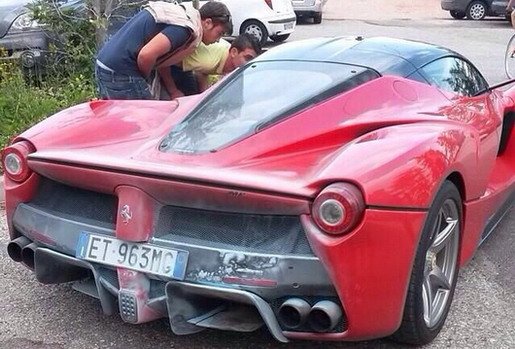 laferrari fire.jpg, 70 KB