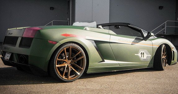 lambo 3211.jpg, 64 KB