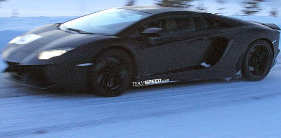 lambo aventador roadster 7.jpg, 43 KB