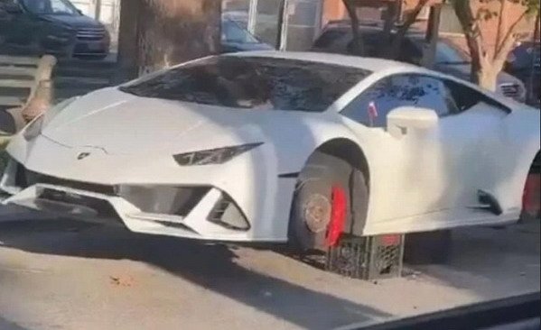 lambo bronx 1.jpg, 47 KB