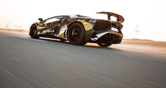 lambo desert 11.jpg, 38 KB