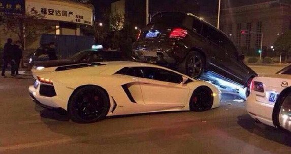 lambo glk 1.jpg, 50 KB