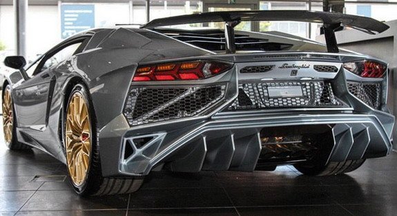 lambo s 111.jpg, 65 KB