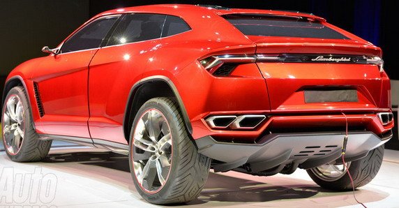 lambo urus 7011.jpg, 61 KB