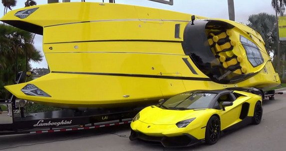lambo-speedboat.jpg, 65 KB