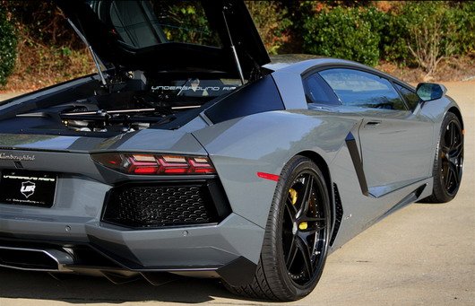 lambo1550-4.jpg, 76 KB