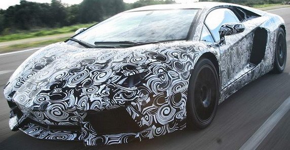 lamborghini aventador spy.jpg, 76 KB