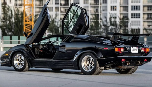 lamborghini c 4.jpg, 76 KB