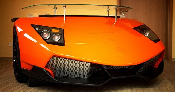 lamborghini desk 1.jpg, 50 KB