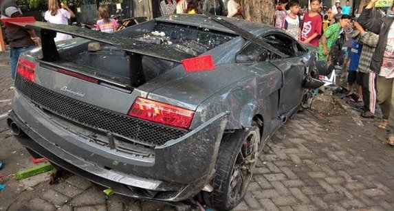 lamborghini g 11.jpg, 77 KB