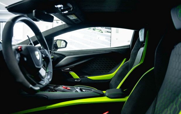 lamborghini revuelto 423331.jpg, 55 KB