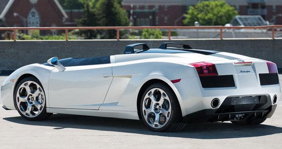lamborghini s 11.jpg, 54 KB