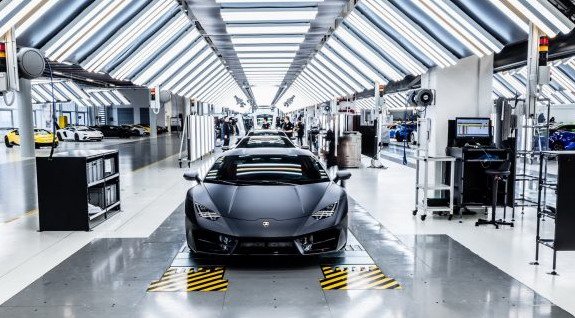 lamborghini-factory 1.jpg, 79 KB