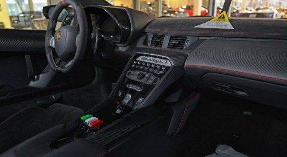 lamborghini-veneno 1.jpg, 40 KB