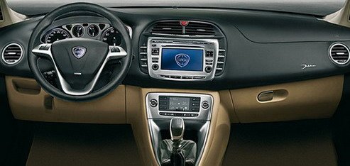 lancia delta 1.jpg, 35 KB
