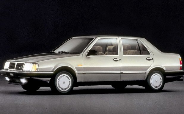 lancia thema 01.jpg, 49 KB