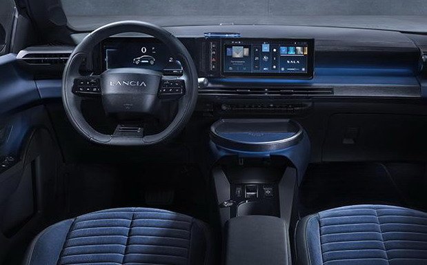 lancia y 6788888.jpg, 56 KB