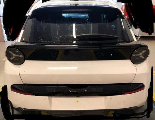 lancia y 8533.jpg, 49 KB