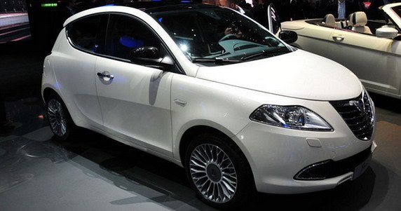 lancia ypsilon 2.jpg, 47 KB