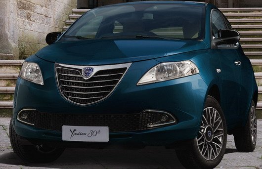 lancia ypsilon 30th 1.jpg, 55 KB