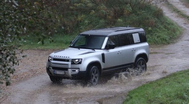 land rover d240.jpg, 67 KB