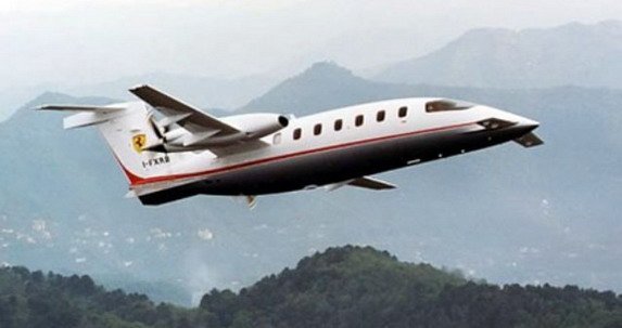 leteci-ferrari-.jpg, 32 KB