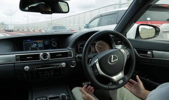 lexus team 1.jpg, 48 KB