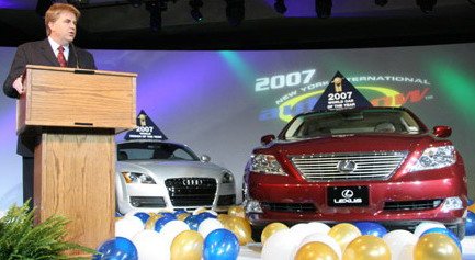 lexus world car year 2007 .jpg, 50 KB