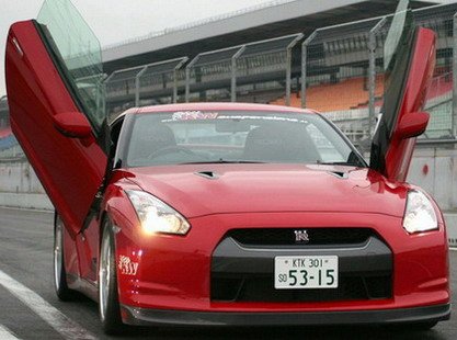 lsd nissan gt-r.jpg, 42 KB