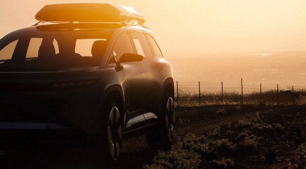 lucid suv 1.jpg, 41 KB