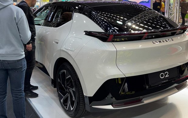 lynk bg 55.jpg, 76 KB