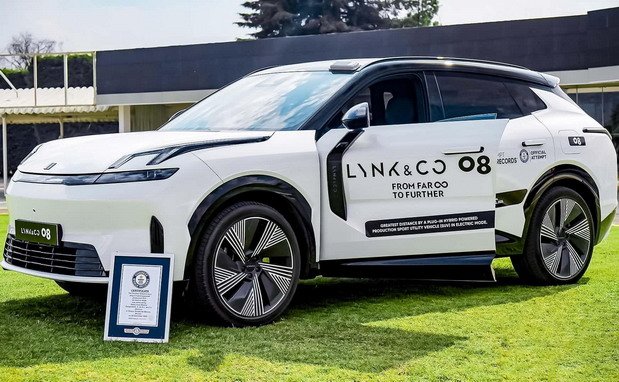 lynk co8 11.jpg, 92 KB