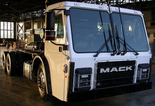 mack.jpg, 67 KB