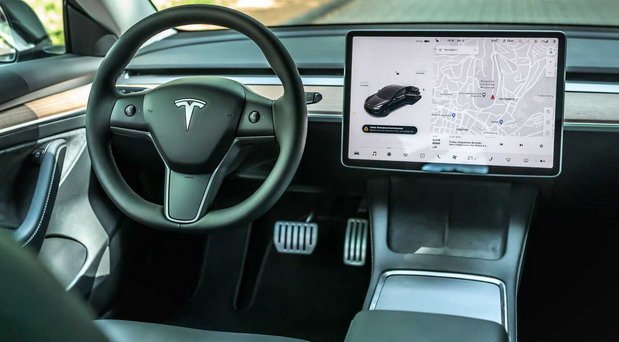 manhart tesla 1111.jpg, 55 KB