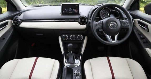 mazda 2 9011.jpg, 47 KB