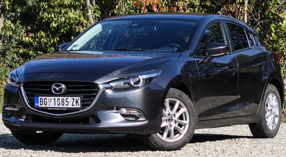 mazda 3 cd.jpg, 93 KB
