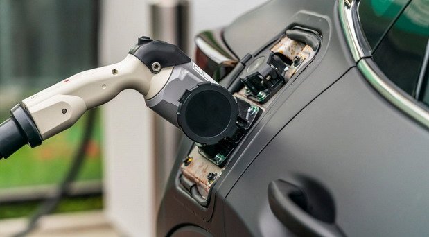 mazda e 111.jpg, 47 KB