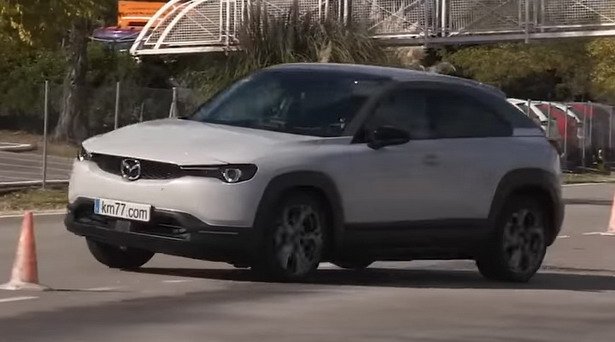 mazda mx30 los.jpg, 49 KB