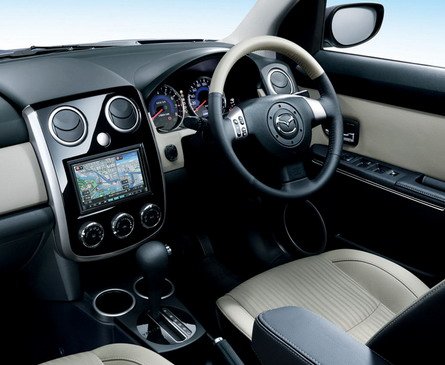mazda verisa 11.jpg, 58 KB