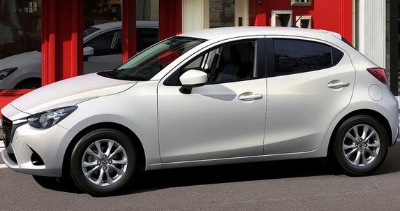 mazda2 60.jpg, 54 KB