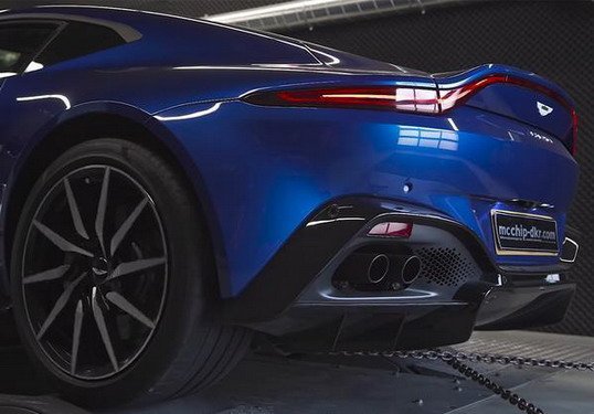 mc chip aston martin v8 11.jpg, 50 KB